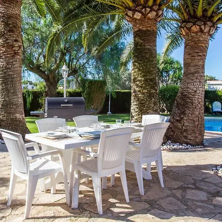 Haus Mit Privatem Pool- Garten Und Privatem Park By Interhome Casa vacanze