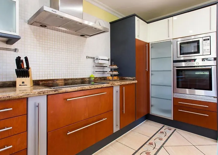 Haus Mit Privatem Pool- Garten Und Privatem Parkplatz By Interhome Dénia