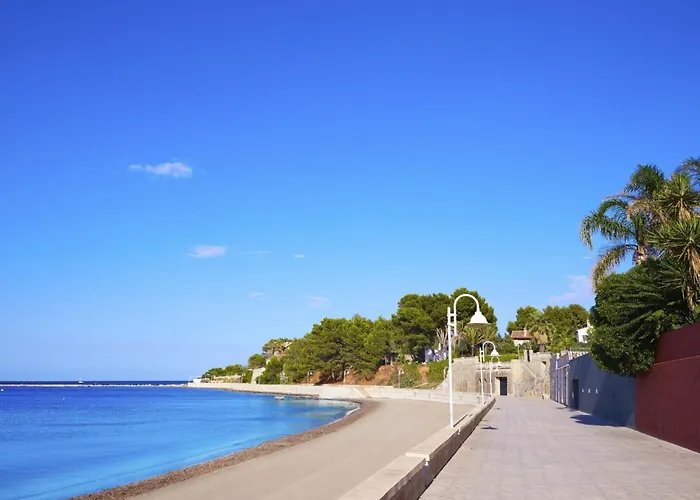 Hébergement de vacances Haus Mit Privatem Pool- Garten Und Privatem Parkplatz By Interhome